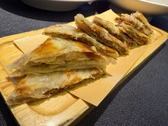 姥姥牛肉馅饼-北院·果木烤鸭·25年东北菜(创意产业园店)