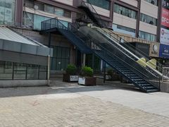 -龙阳广场-地下停车库