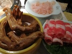卤鸭爪-卤教授老火锅