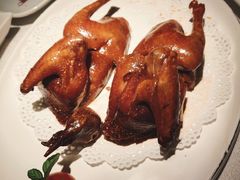玻璃脆皮乳鸽-粤秀餐厅(国货店)