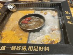 -老牌坊云南鱼豆花火锅(爱建店)