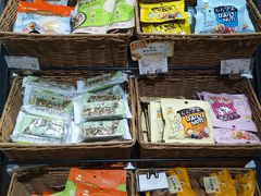 零售区-来伊份(香积寺路店)