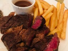 -羽深肉铺 Steak & Wine