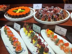 -雍容荟活波龙自助餐(IFS黑金店)