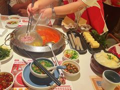 -左庭右院鲜牛肉火锅(七宝领展广场店)