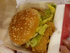 劲脆鸡腿堡-肯德基(北京南站店)