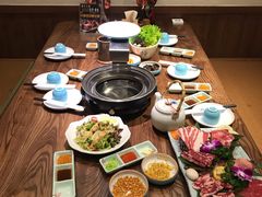 -明洞阿姨·韩式酱蟹烤肉·创意料理(三元桥店)