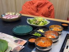 -臻牛烤肉