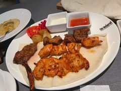 烤肉小拼盘-Efes Turkish & Mediterranean Cuisine 艾菲斯餐厅(陆家嘴店)