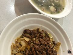 -二扁私房面馆(崂山路店)