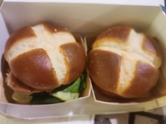 -麦当劳(新洲南路店)