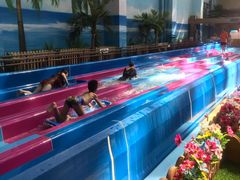 -青岛东方影都融创水世界