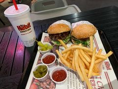 -The Habit Burger Grill 哈比特汉堡(爱琴海店)