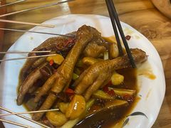 招牌鸡手-亿牌牌东北烧烤(怀特店)