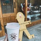 番禺路上的复古咖啡店☕️居然还和茶餐厅联名??