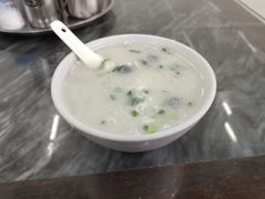 皮蛋瘦肉粥-穗银肠粉店(东川路店)