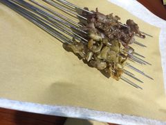-杨家崴子碳缸烧烤(东三马路店)