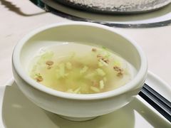 -左庭右院鲜牛肉火锅(浦江欢乐颂店)