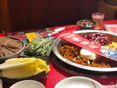 -谭鸭血老火锅(娄星区长青街店)