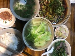 -杨三娘跷脚牛肉(羊子山西路店)