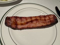 -Wolfgang’s Steakhouse 沃夫冈牛排馆(上海白玉兰广场店)