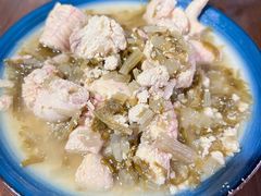 -大树下饭店(春晓镇慈岙社区卫生服务站南)