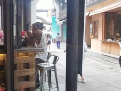 -Metal hands·铁手咖啡