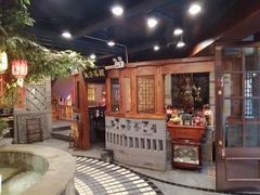 -万里闯关东铁锅炖菜馆(高新旗舰店)