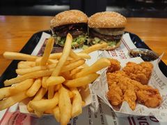 鸡米花-The Habit Burger Grill 哈比特汉堡(复兴soho店)