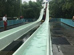 -热带风暴水上乐园(新镇路)