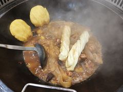 -九妹农家大铁锅东北菜(江湾店)