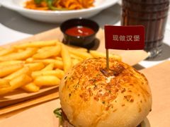 -必胜客(沈辽路万达店)
