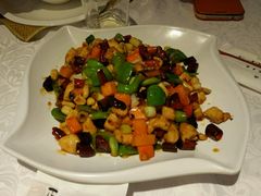 -赶海部落海鲜城(海阳路店)