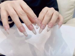 -UU·NAIL美甲美睫專門店