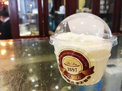 掼奶油-德大西餐社(云南南路店)