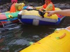 -安吉龙王山峡谷漂流