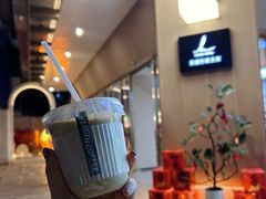 -YEEGIN COFFEE也径咖啡