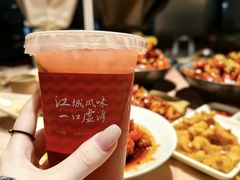 -肥肥虾庄·金牌油焖大虾(汉街SKP店)