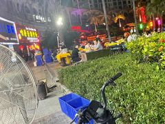 -美味海鲜大排档(明发美食地标店)