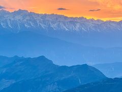 -牛背山