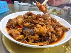 湖南炒鸡-金卯白肉罩火烧