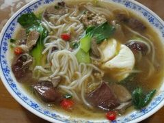 -邱芳粉店(迎宾大道旗舰店)