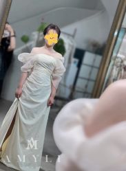 -艾米丽婚纱礼服