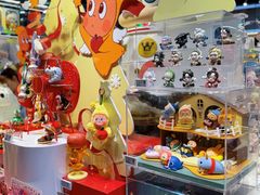 -泡泡玛特POPMART(侨福芳草地店)