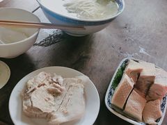 白焖肉-同得兴 Since·1995 传统苏式面馆(嘉馀坊店)