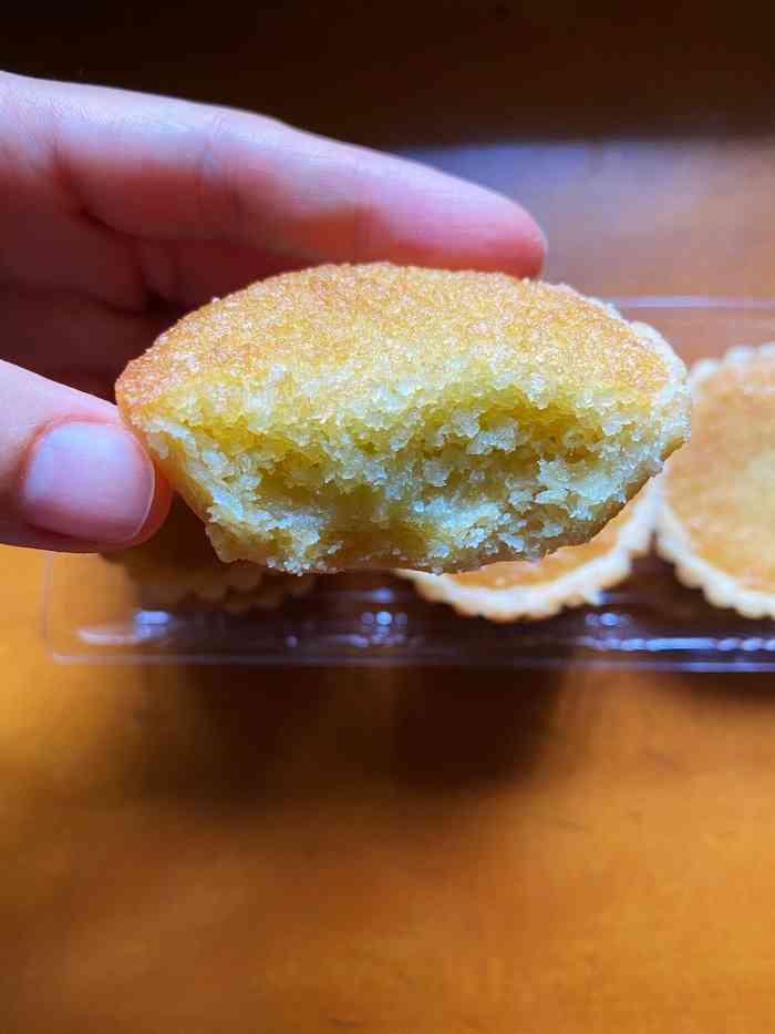 义兰厦门馅饼-"这家馅饼自从搬到了十八中附近,感觉生意变.