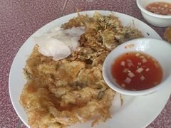 -建国蚵煎蚵面