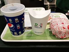 -德克士(香港街店)