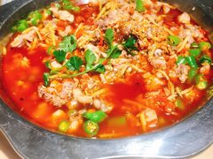 -兔行天下-鸿鹤鲜锅兔(中海国际店)