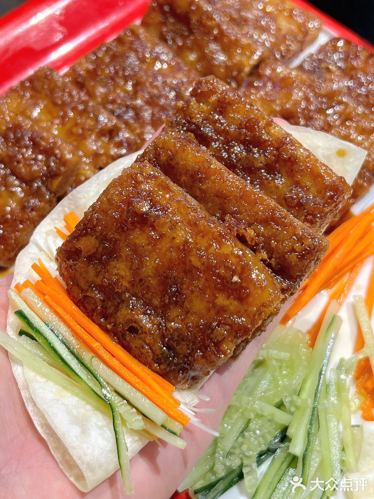 感谢南京土著带路！玄武湖畔30年老店。。